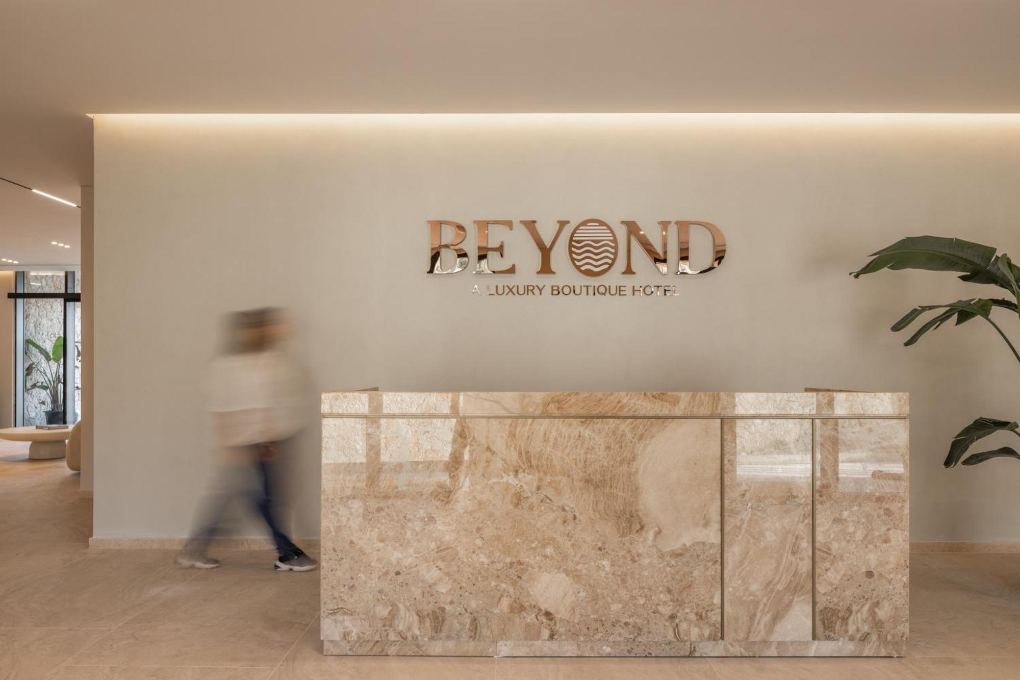 Beyond A Luxury Boutique Hotel Dhërmi 外观 照片